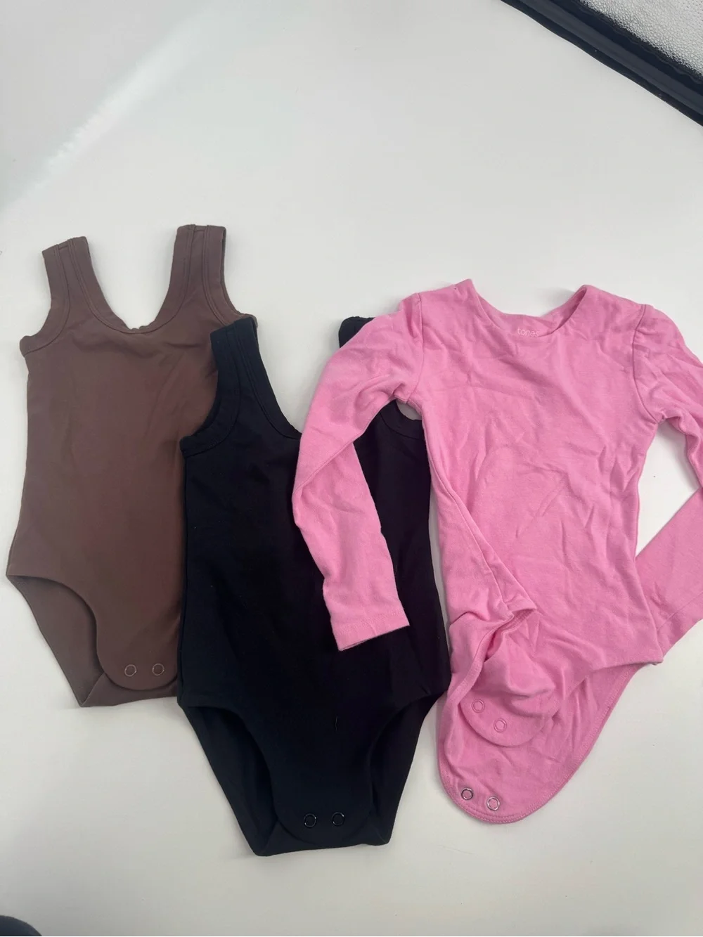 Tones Lot of 3 Bodysuits Brown Black Sleeveless & Pink Long Sleeve SET Size 3T